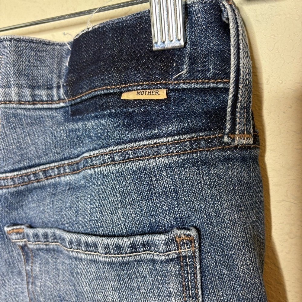 MOTHER The Proper Blue Straight Jeans with Classic Denim Wash (Truce) - Picture 3 of 8